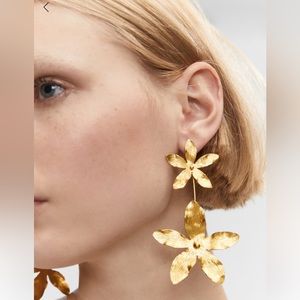 Mango Flower Pendant Earrings